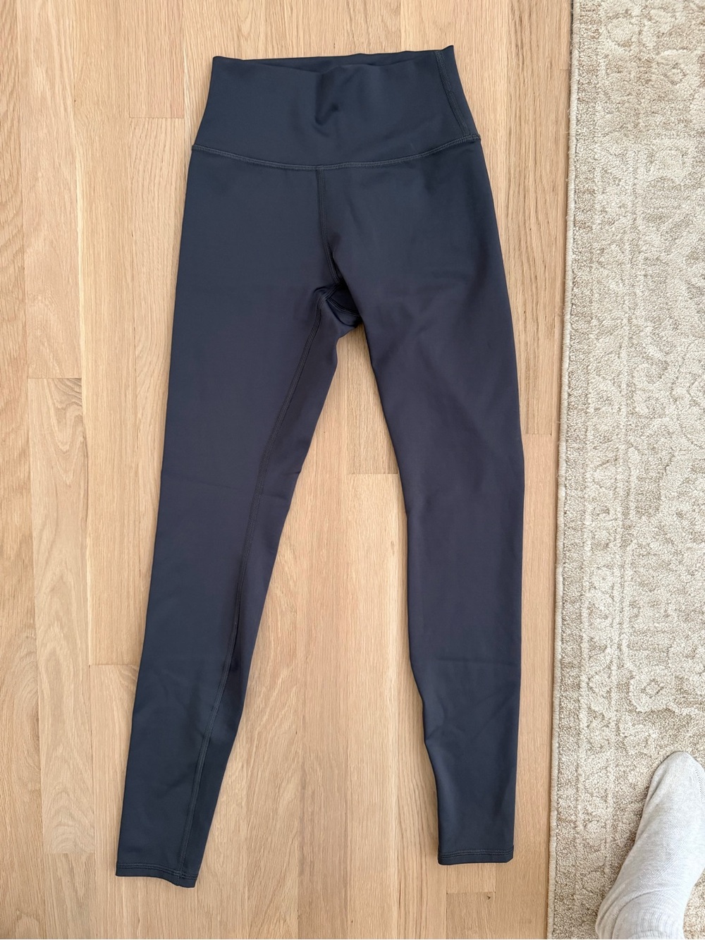 Alo airlift High-Waist grey Performance Leggings